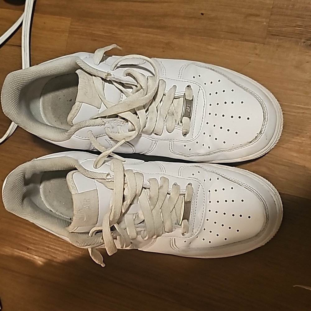 Air Forces - image 2